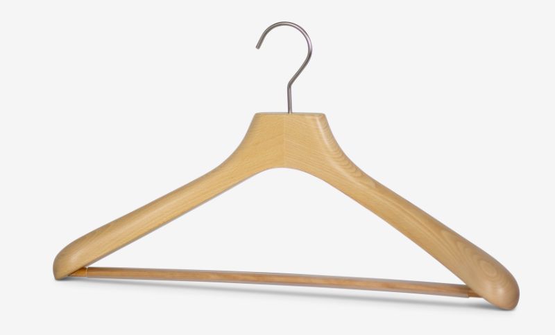 Cintre pour costume avec extension d'épaule RFS exclusif